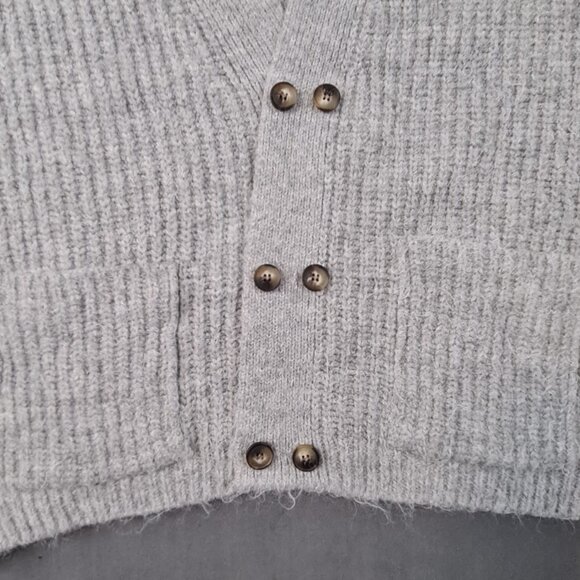 Zara Womens Cardigan Size M Light Gray Chunky Knit Long with Pockets and Buttons - Picture 12 of 14